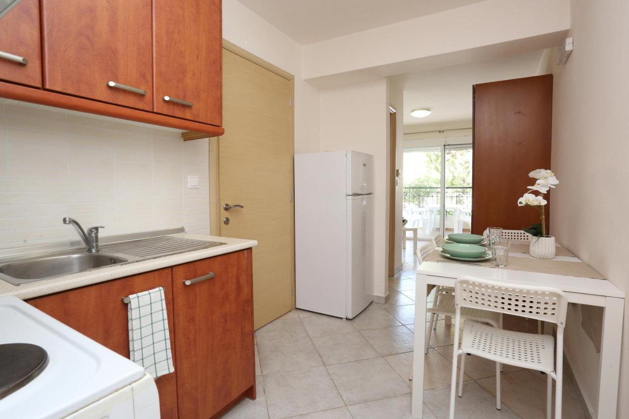 Palia Platia Apartments Pefkochori Eksteriør billede