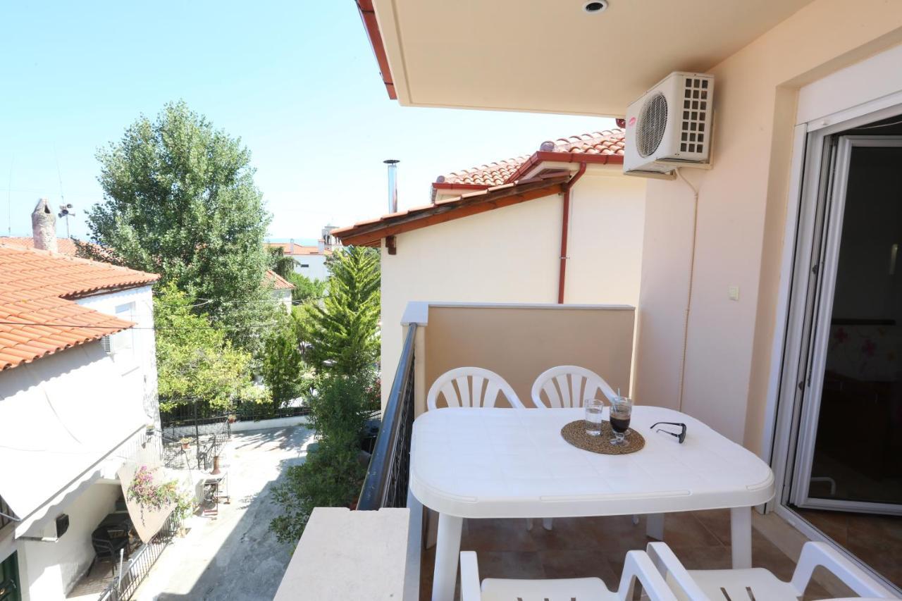 Palia Platia Apartments Pefkochori Eksteriør billede